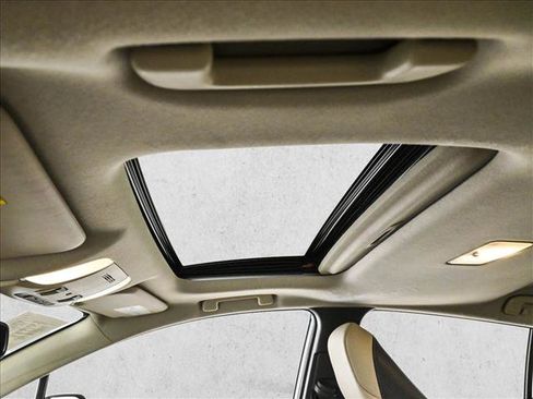 Used 2016 Toyota Prius Four w/ Advanced Technology Package FWD image 16