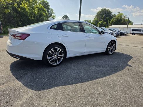 Used 2022 Chevrolet Malibu Premier FWD image 7