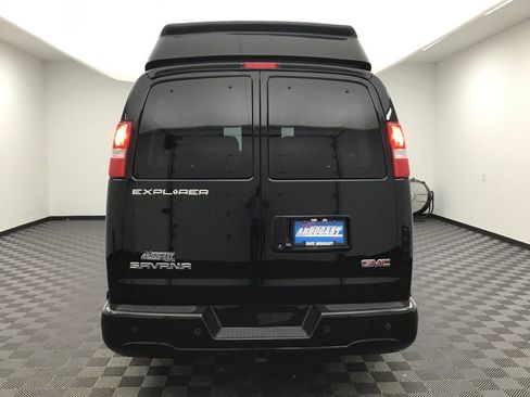 Used 2021 GMC Savana 2500 image 4