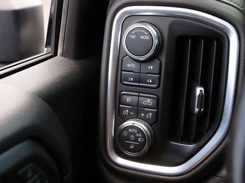 Used 2022 GMC Sierra 2500 SLT AWD/4WD image 21