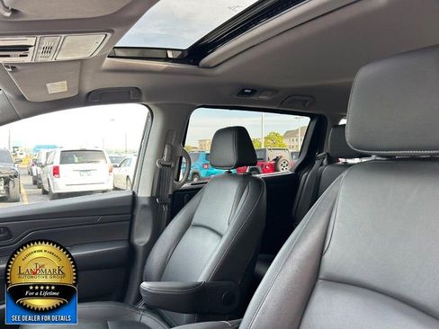 Used 2024 Honda Odyssey EX-L image 9