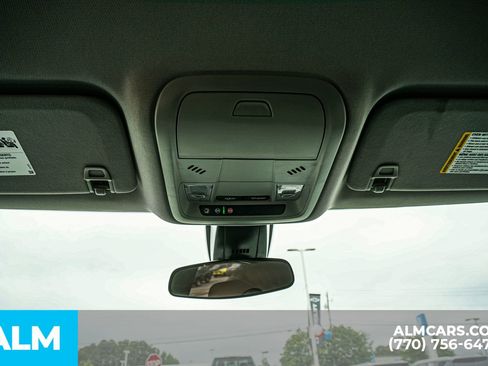 Used 2025 Chevrolet Blazer LT FWD image 62