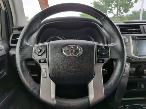 Used 2016 Toyota 4Runner SR5 RWD image 20