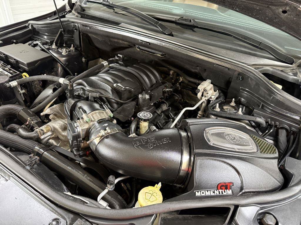 Used 2015 Jeep Grand Cherokee SRT AWD/4WD image 45