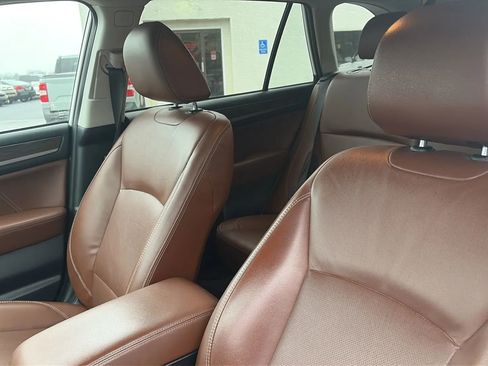 Used 2019 Subaru Outback 3.6R Touring w/ Popular Package #3A image 30