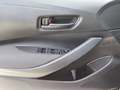 Used 2024 Toyota Corolla LE FWD image 27