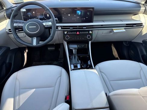 New 2026 Hyundai Tucson SEL image 16