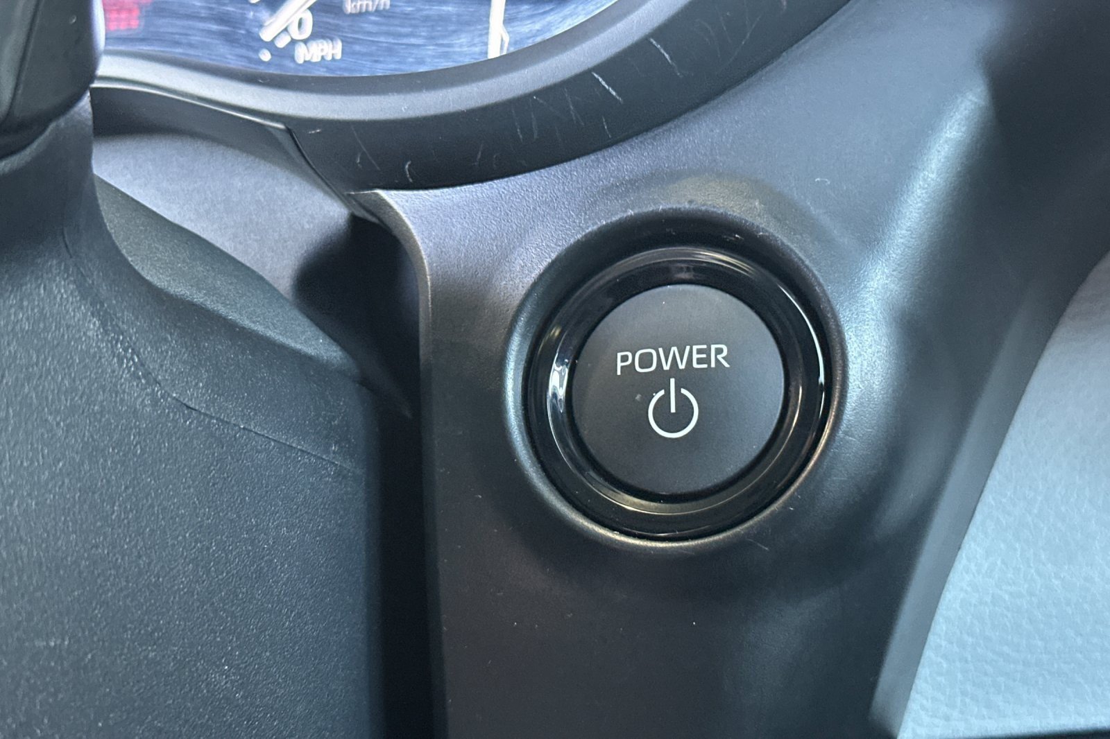 Certified 2026 Toyota Sienna XLE FWD image 23