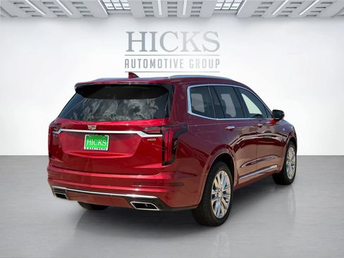 Used 2024 Cadillac XT6 Premium Luxury w/ Technology Package FWD image 5