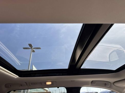 Certified 2025 INFINITI QX60 Luxe image 13