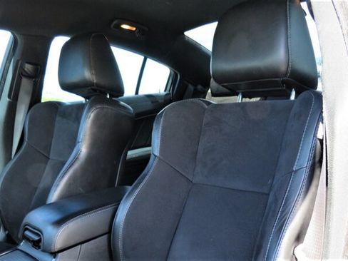 Used 2019 Dodge Charger R/T w/ Plus Group RWD image 28