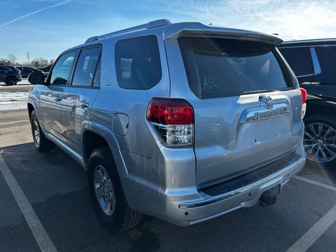 Used 2013 Toyota 4Runner SR5 image 4
