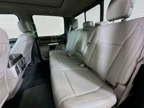 Used 2017 Ford F150 Lariat image 13