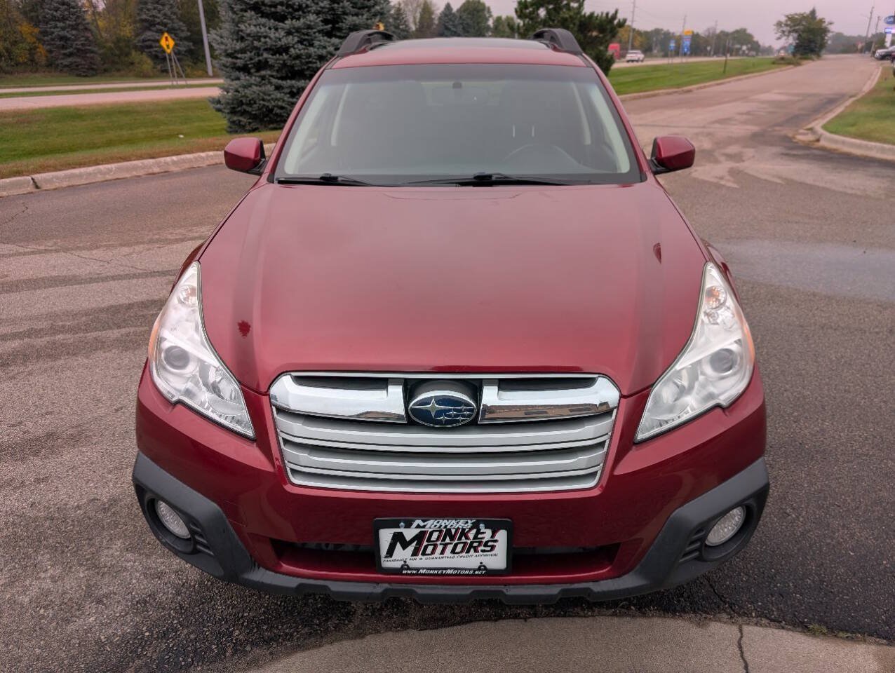 Used 2014 Subaru Outback 2.5i Premium AWD/4WD image 4