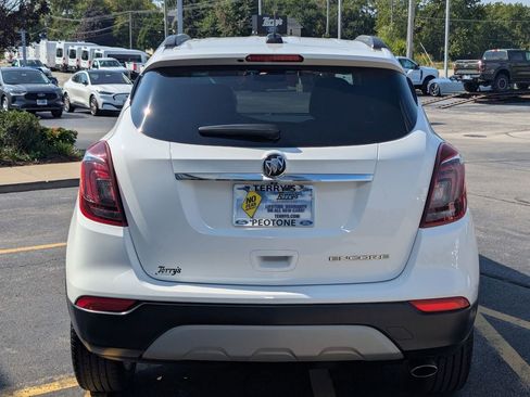 Used 2019 Buick Encore Preferred image 4