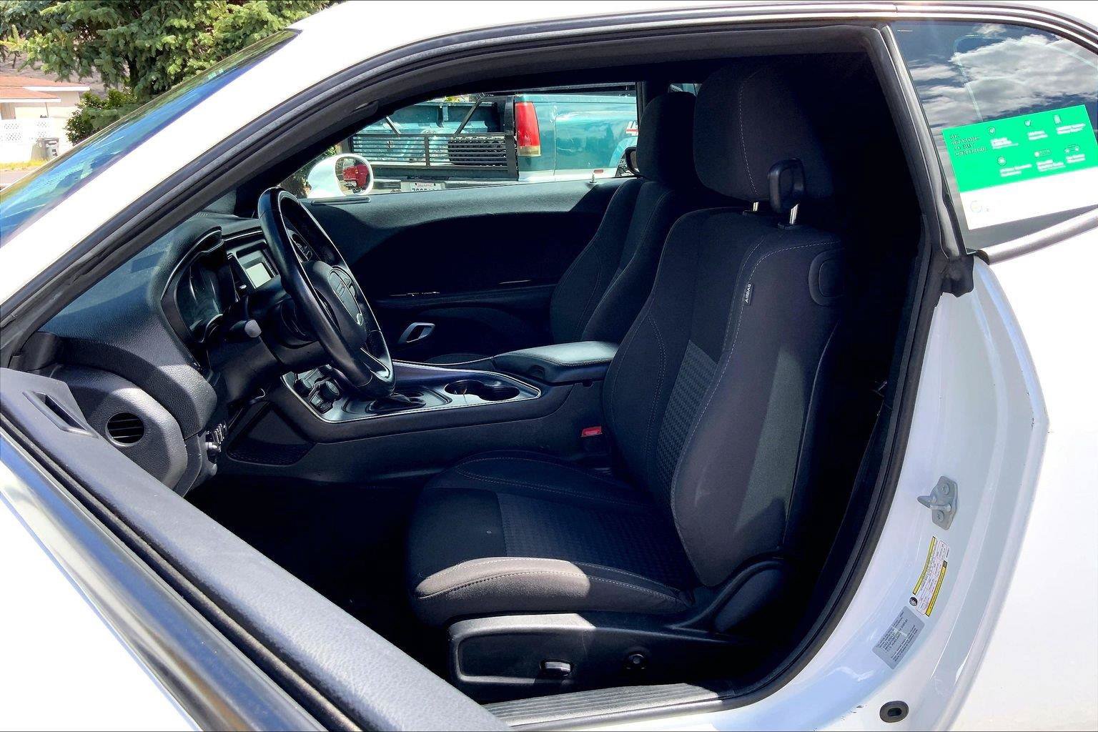 Certified 2017 Dodge Challenger R/T RWD image 25