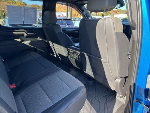 Used 2024 Chevrolet Silverado 1500 ZR2 image 23