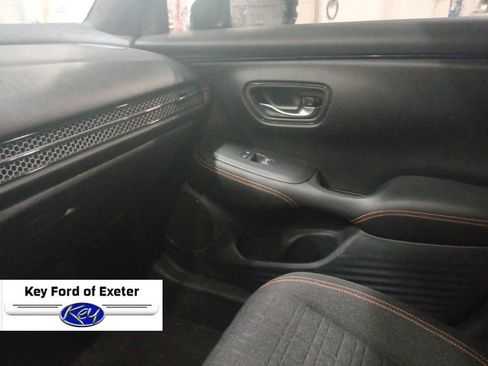 Used 2024 Honda HR-V Sport image 27