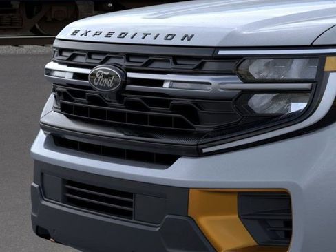 New 2025 Ford Expedition Tremor image 17