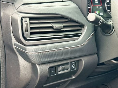New 2026 Subaru Forester Touring AWD/4WD image 10