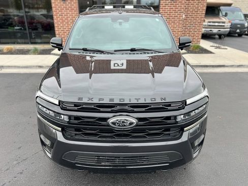 Used 2023 Ford Expedition Max Limited image 9