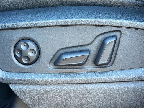 Used 2023 Audi Q5 2.0T Premium Plus image 25