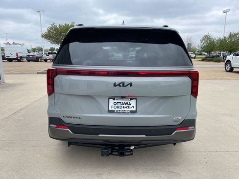 New 2026 Kia Carnival SX FWD image 6