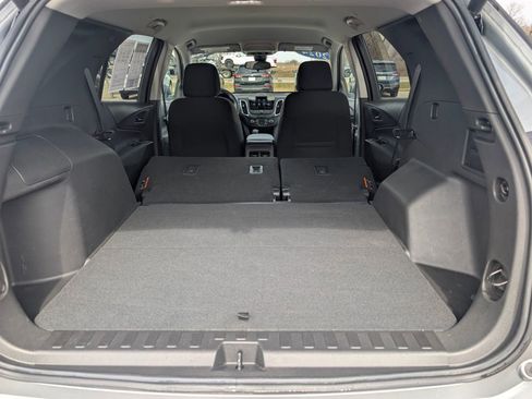 Used 2024 Chevrolet Equinox LT AWD/4WD image 30