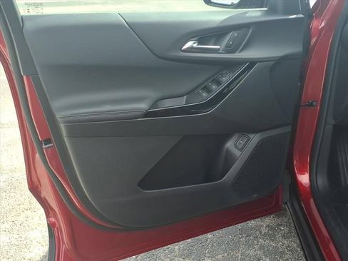 New 2027 Chevrolet Equinox LT w/ Convenience Package II FWD image 14