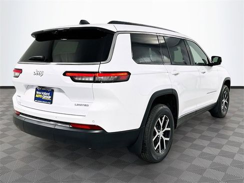 New 2025 Jeep Grand Cherokee L Limited w/ Luxury Tech Group II image 4