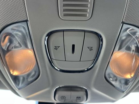 Used 2022 Jeep Compass Trailhawk w/ Sun and Sound Group AWD/4WD image 17