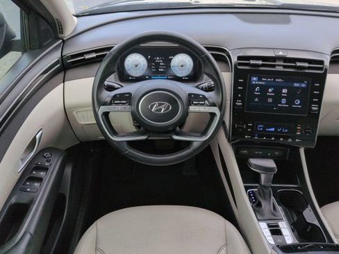 Certified 2023 Hyundai Tucson SEL w/ Convenience Package FWD image 16