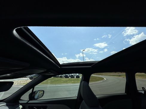 New 2026 Subaru Forester Limited image 25