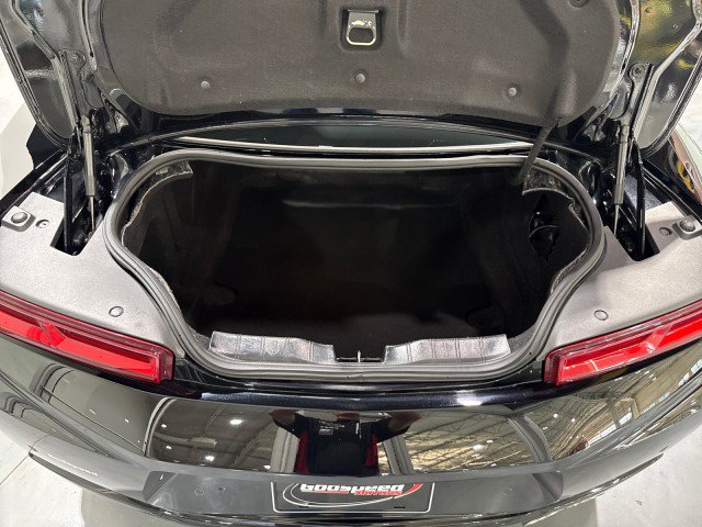 Used 2018 Chevrolet Camaro ZL1 RWD image 46