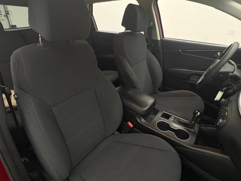 Used 2017 Kia Sorento FWD image 32