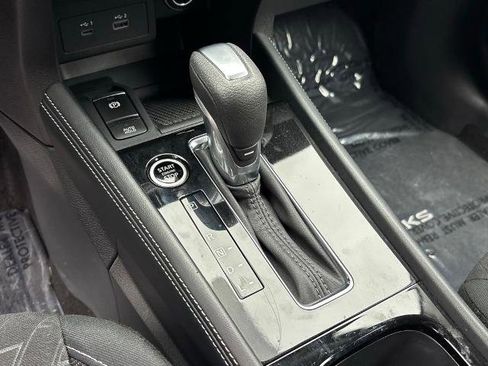 Certified 2024 Nissan Kicks SV FWD image 19