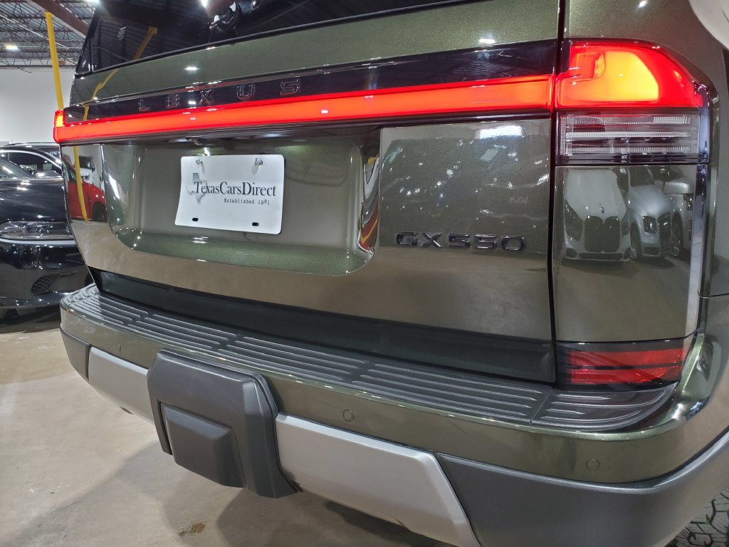 Used 2024 Lexus GX 550 AWD/4WD image 48