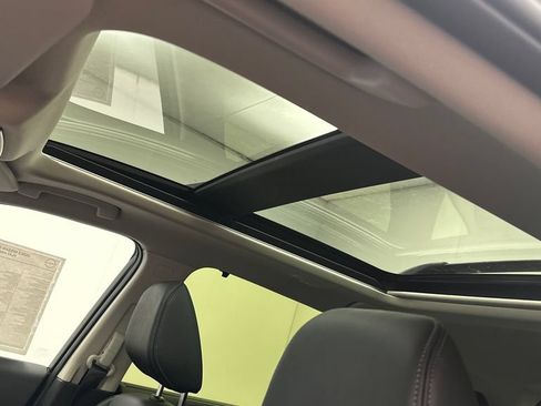 New 2026 Nissan Rogue Platinum AWD/4WD image 18
