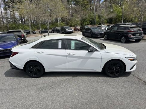 New 2026 Hyundai Elantra SEL Sport image 8