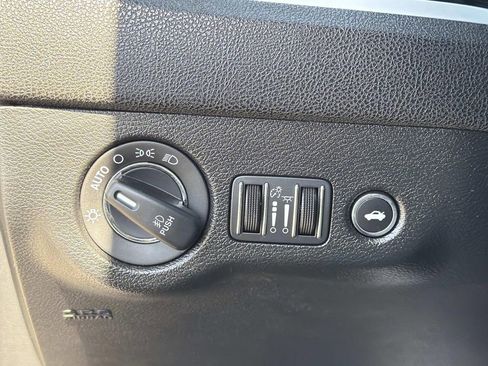 Used 2022 Chrysler 300 S image 17