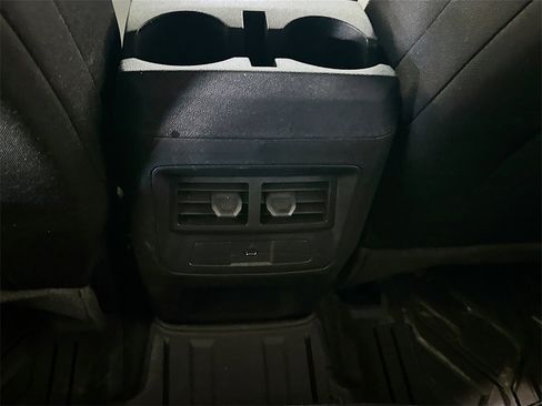 New 2024 Chevrolet Colorado LT w/ LT Convenience Package II image 27