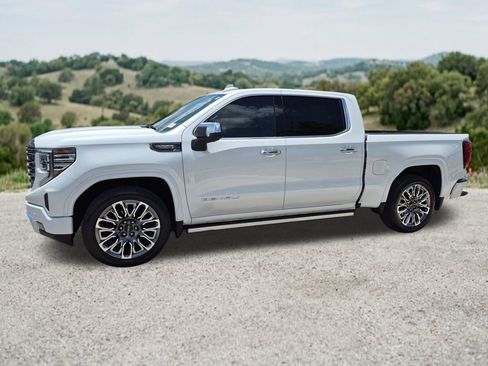 Used 2024 GMC Sierra 1500 Denali Ultimate AWD/4WD image 4