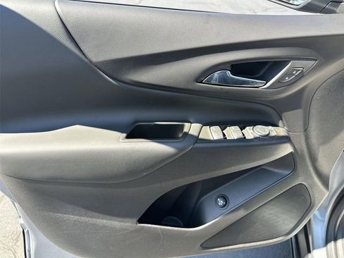 Certified 2024 Chevrolet Equinox LT w/ LPO, Floor Liner Package image 21