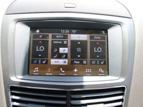 Used 2018 Lincoln MKT AWD w/ Technology Package image 48