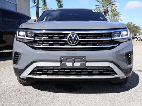 Used 2021 Volkswagen Atlas Cross Sport SE w/ Panoramic Sunroof Package image 12