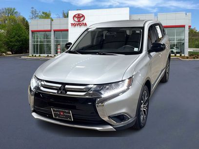 Used 2018 Mitsubishi Outlander ES