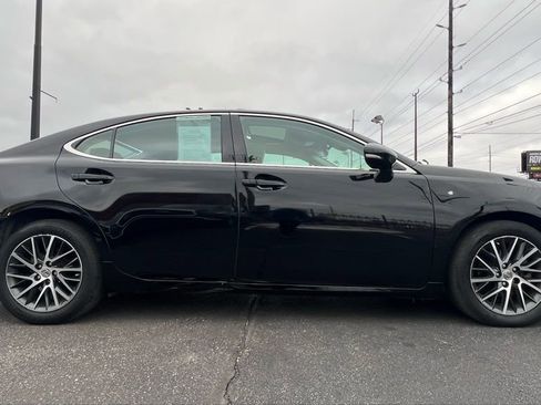 Used 2017 Lexus ES 350 w/ Luxury Package image 9