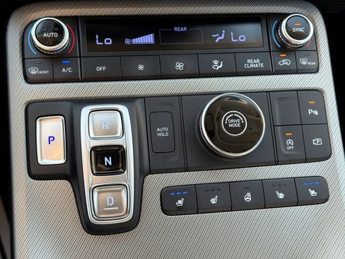 Used 2023 Hyundai Palisade SEL FWD image 20