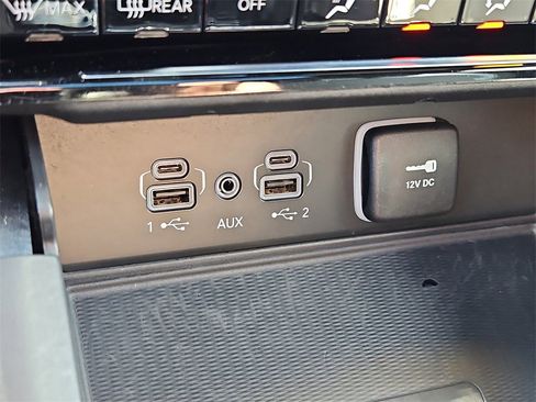 Used 2023 Jeep Grand Cherokee Altitude image 18