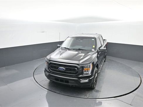 Certified 2023 Ford F150 XLT w/ Equipment Group 302A High image 21